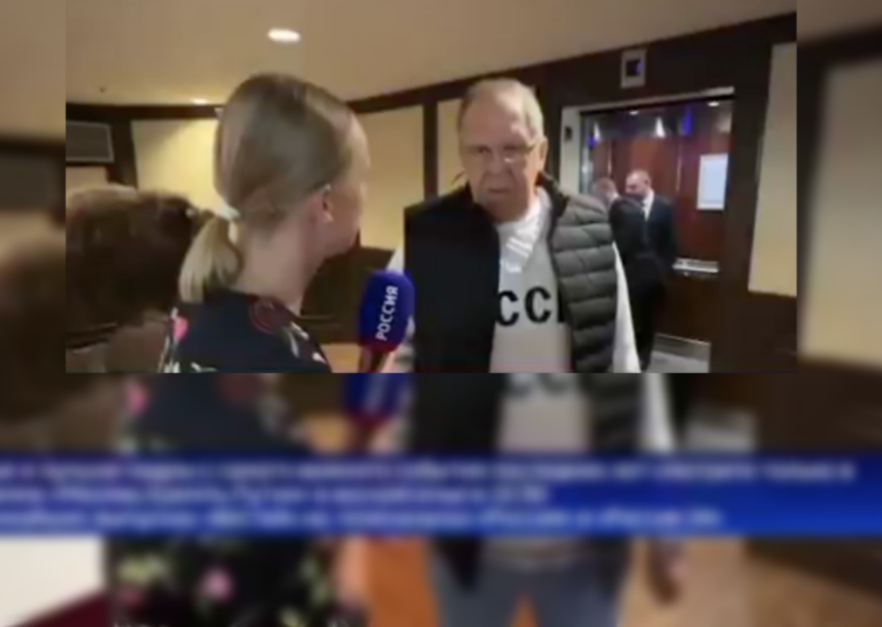 Trump-Putin görüşmesi öncesi Lavrov’un “SSCB” tişörtü gündemde! Sovyet mesajı ne anlama geliyor?