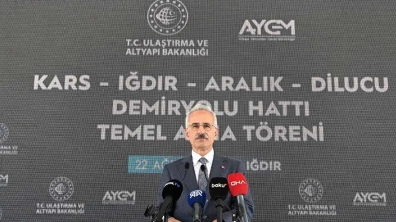 Zengezur Koridoru’nda dev adım! 110 milyar liralık demir yolu projesinin temeli atıldı