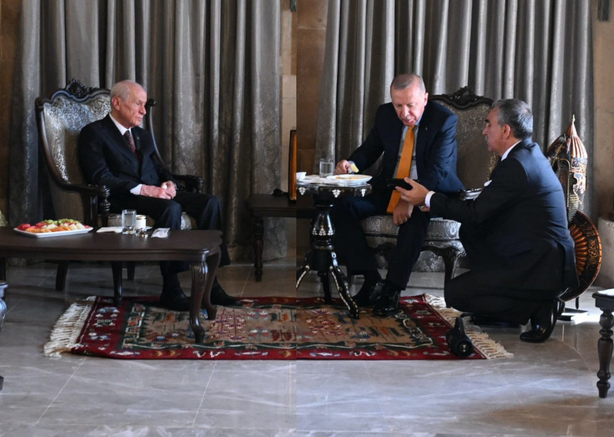 Bahçeli’den Erdoğan’a Ahlat'ta özel armağan: “Canların Türküsü” ve "Kardeşlik Türküsü" ilk kez dinletildi