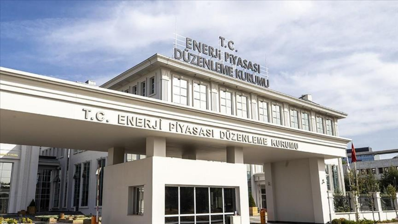 EPDK’dan yeni düzenlemeler! Enerji piyasası bildirim sistemi ve yatırım tavanları güncellendi