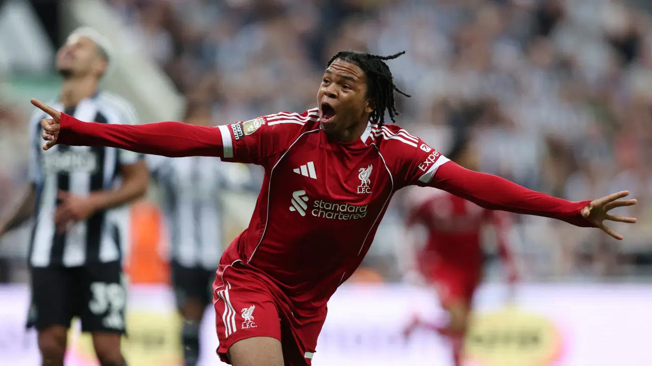 Liverpool Galatasaray maçında revizyona gitmeye hazırlanıyor
