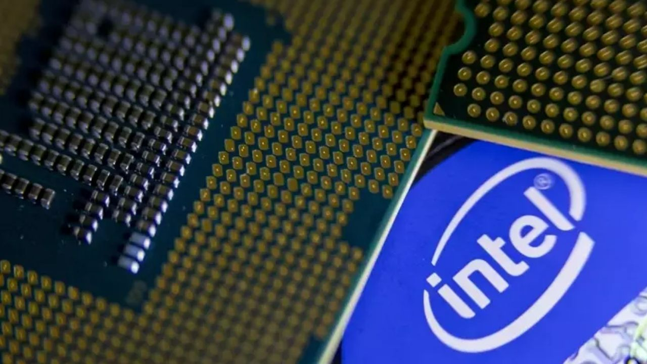 Trump duyurdu: Intel ABD Hükümeti’ne yüzde 10 hisse vermeyi kabul etti!