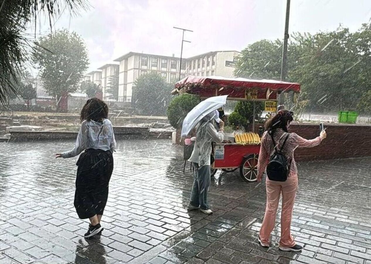 Meteoroloji'den müjdeli haber: İstanbul'a Balkanlardan serinlik geliyor!