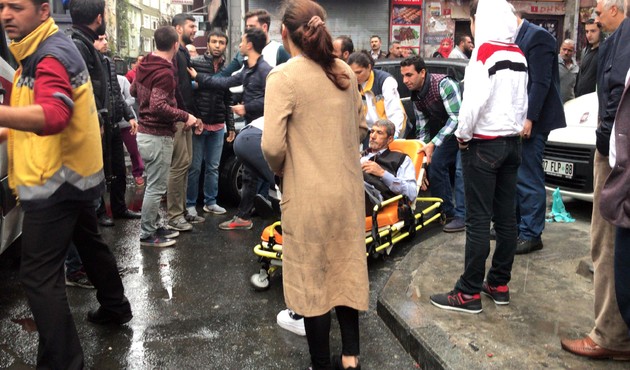 İstanbul'da silahlı çatışma! Öü ve yaralılar var...