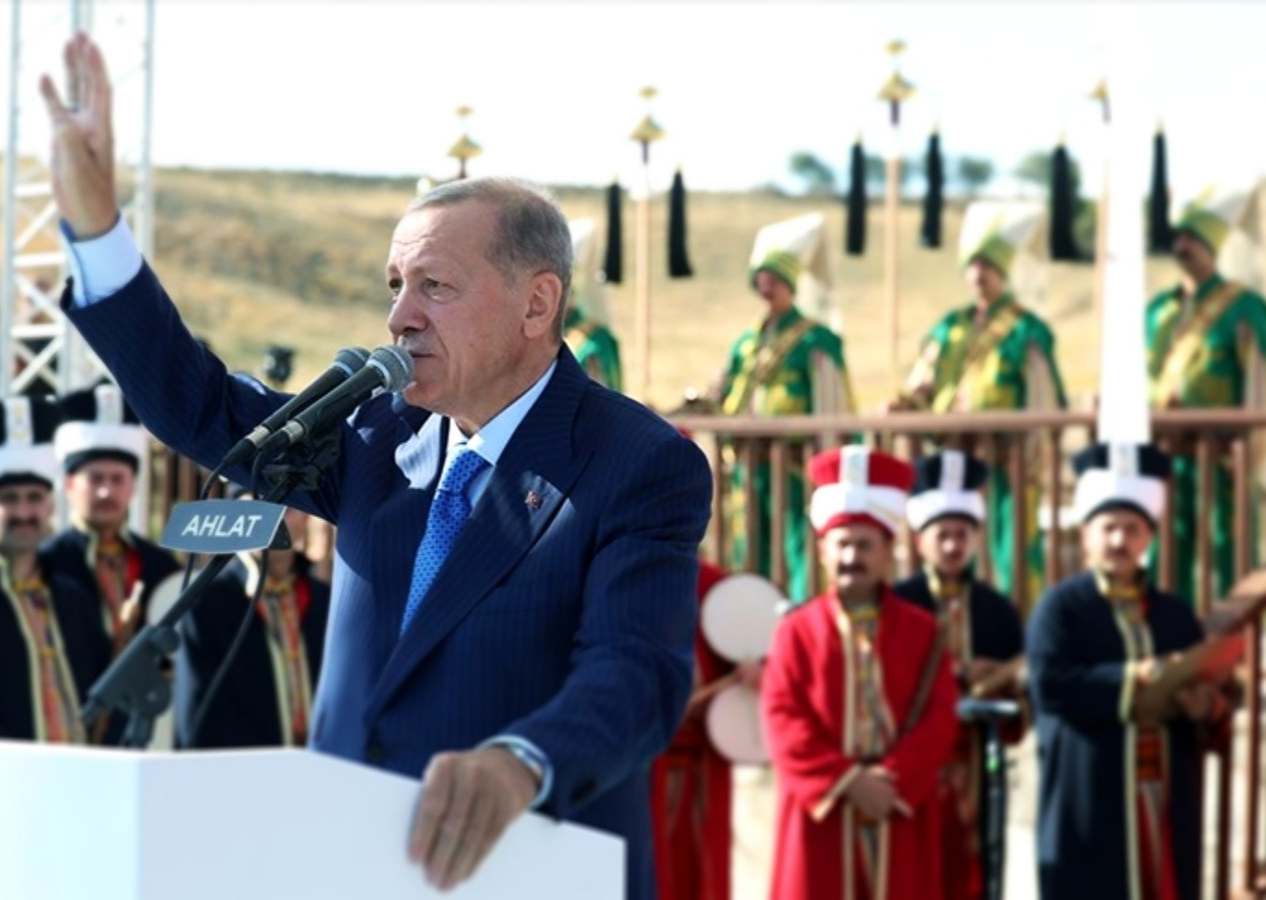 Cumhurbaşkanı Erdoğan başkanlığında Kabine, Malazgirt Zaferi’nin 954. yılında Ahlat’ta toplanıyor! Gündem: Terörsüz Türkiye, Gazze, memur zammı