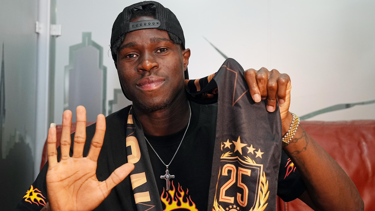 Galatasaray'da Wilfried Singo'nun lisansı çıkarıldı! Rizespor maçında kadroda