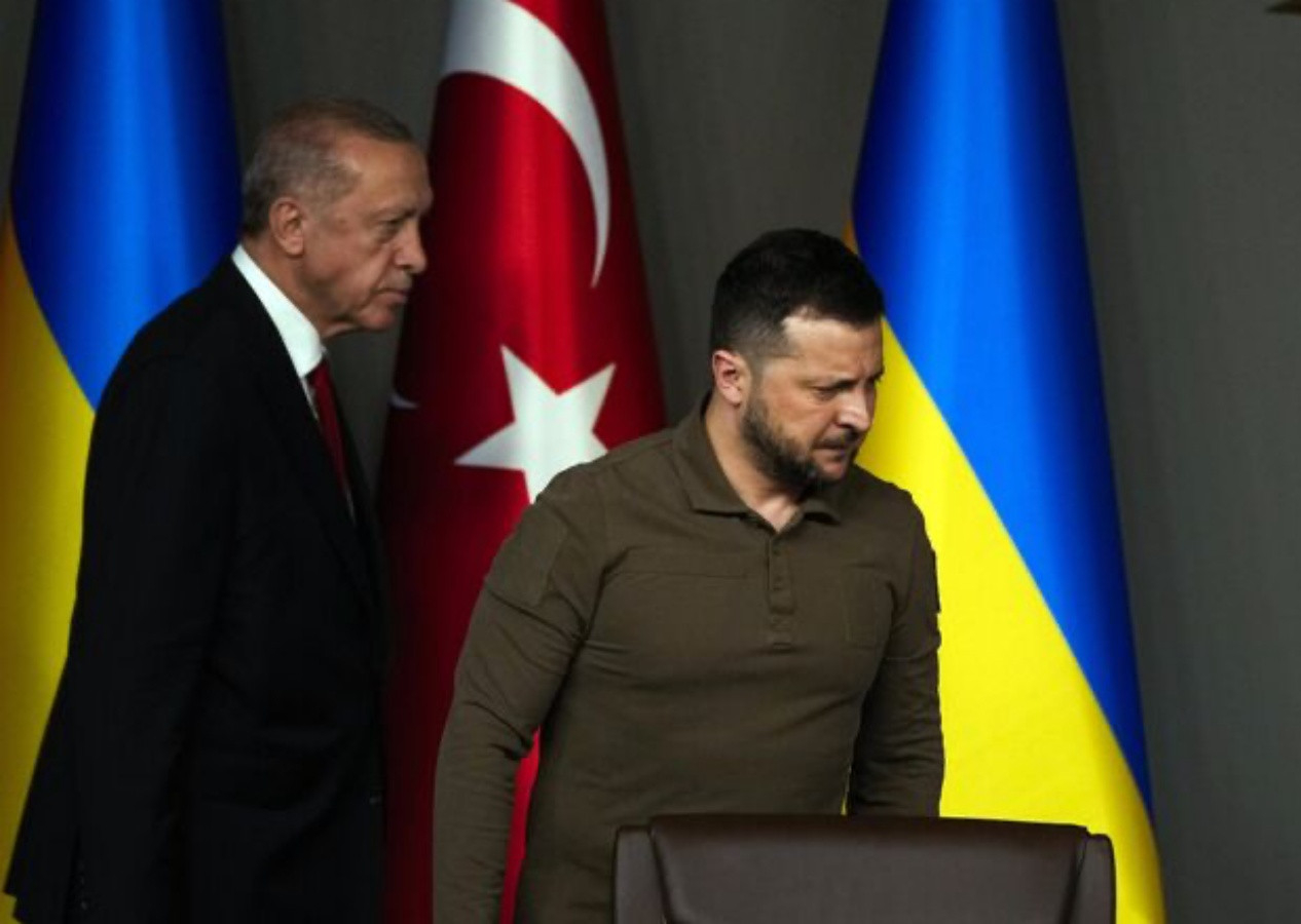 Cumhurbaşkanı Erdoğan, Zelenskiy ile görüştü! “Ukrayna-Rusya savaşında adil çözüm mümkün, barışın önünü açacak temaslar için hazırız"