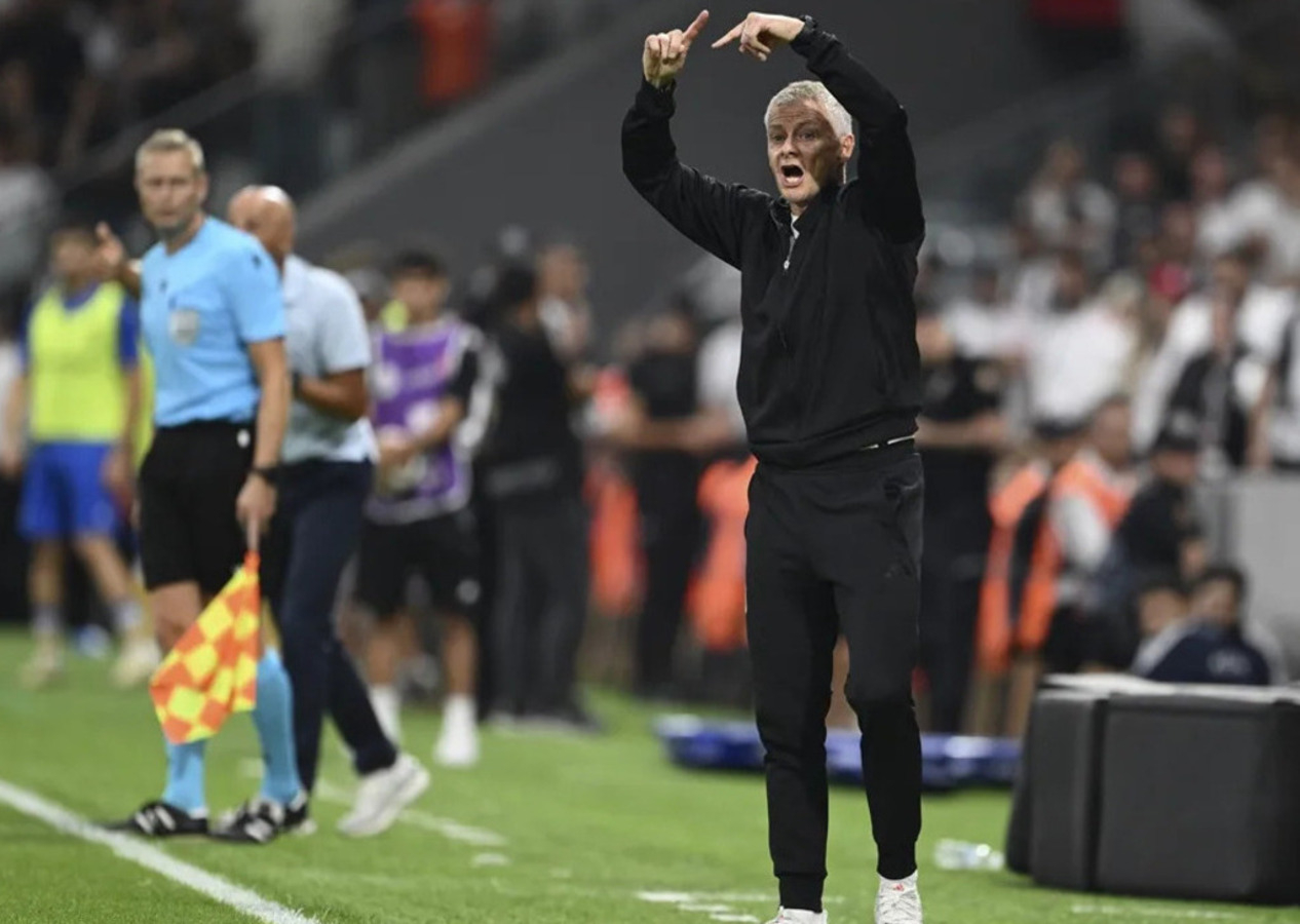 Ole Gunnar Solskjaer'den istifa çağrısı sonrası bomba açıklamalar! Taraftar küplere bindi!