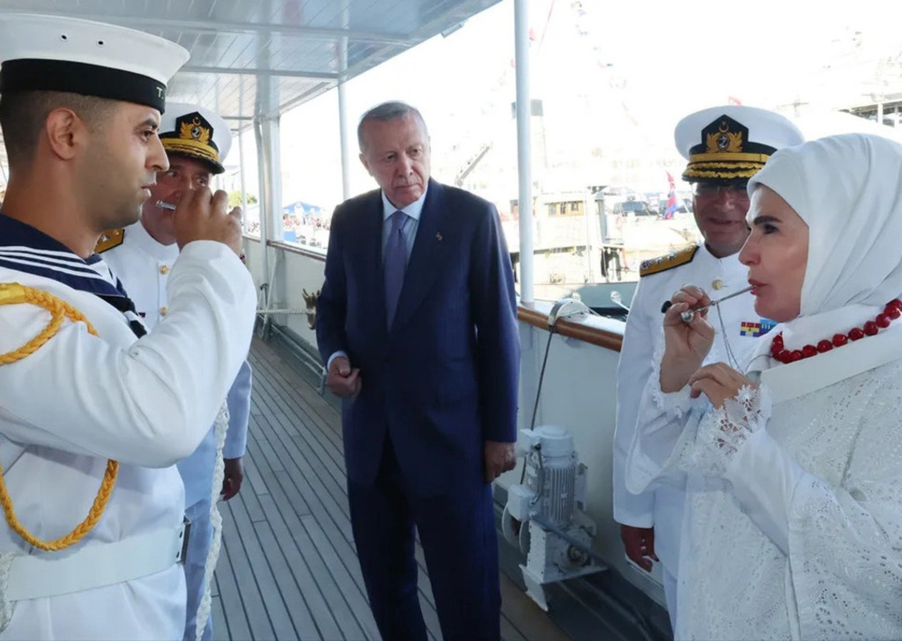 Cumhurbaşkanı Recep Tayyip Erdoğan, Savarona yatını ziyaret etti