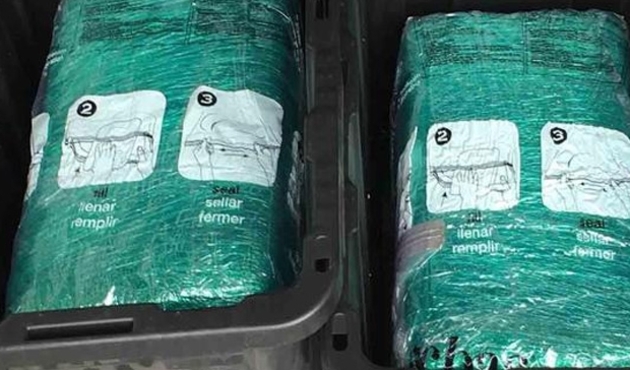 Amazon bir çifte 30 kilo esrar gönderdi...