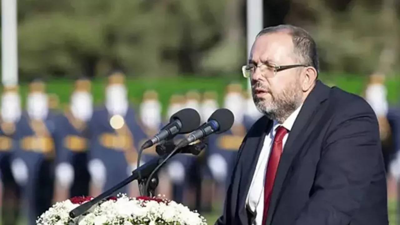 Prof. Dr. Erhan Afyoncu'dan dikkat çeken mesaj: Sivil iradenin emrinde olacaksınız!