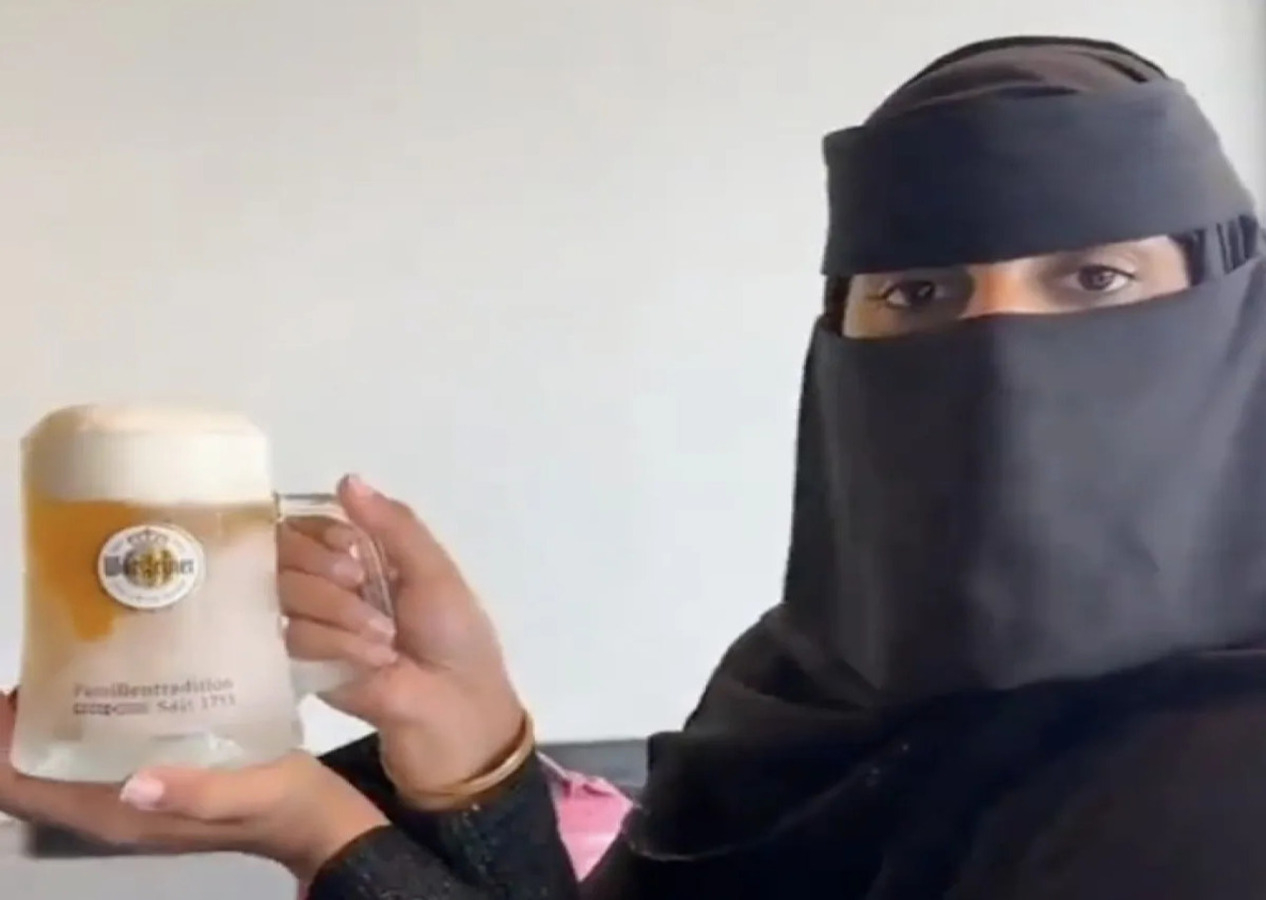 Suudi Arabistan'da helal bira reklamı yayınlandı