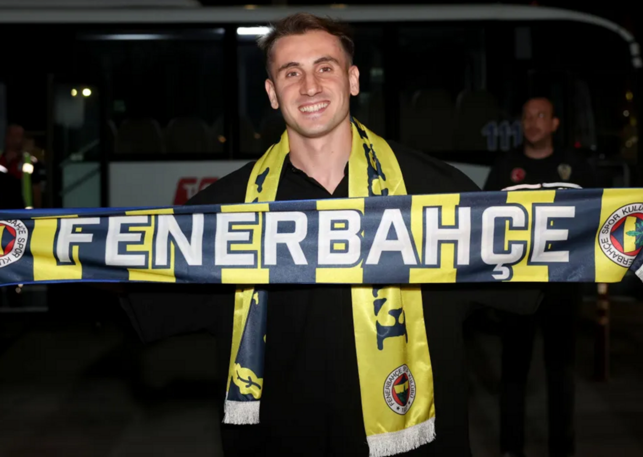 Kerem Aktürkoğlu İstanbul'a ayak bastı: Transferde mutlu son!