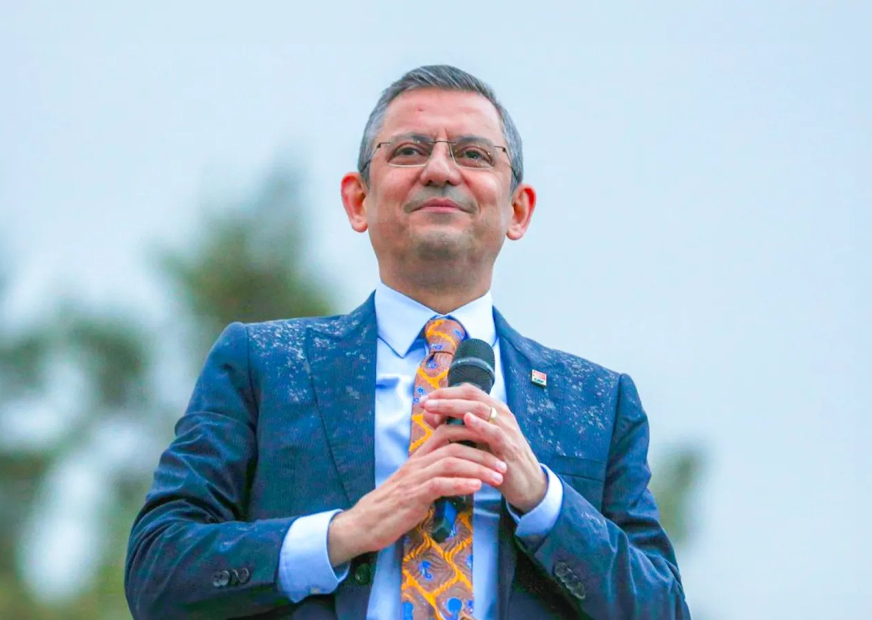 Özgür Özel, Atatürk mü olmak istiyor? "Kurtuluş Savaşı'nı kazanan kişi olmak istiyorum" çıkışı tepki çekti...