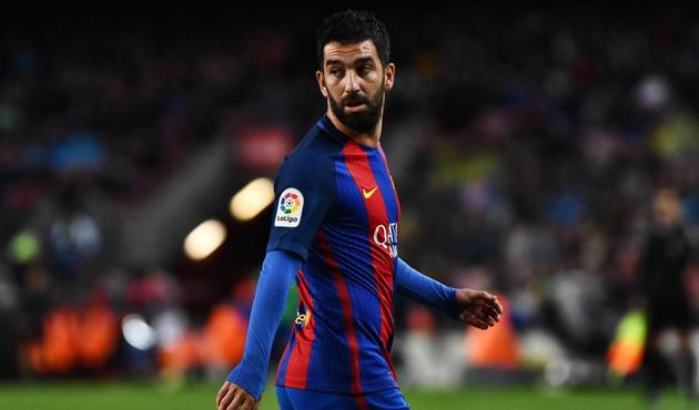 Arda Turan futbolu bırakacak...