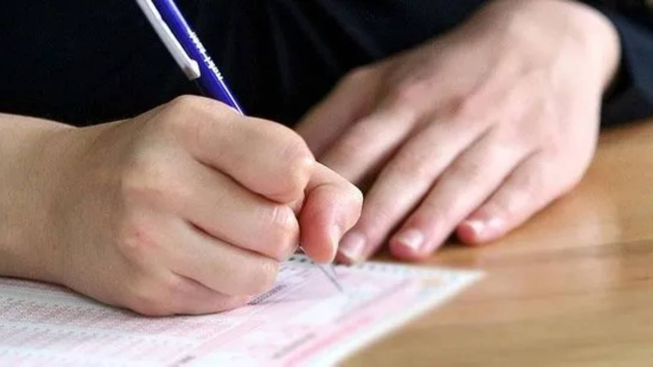 Adaylar dikkat! KPSS alan bilgisi sınavı için giriş belgeleri yayınlandı
