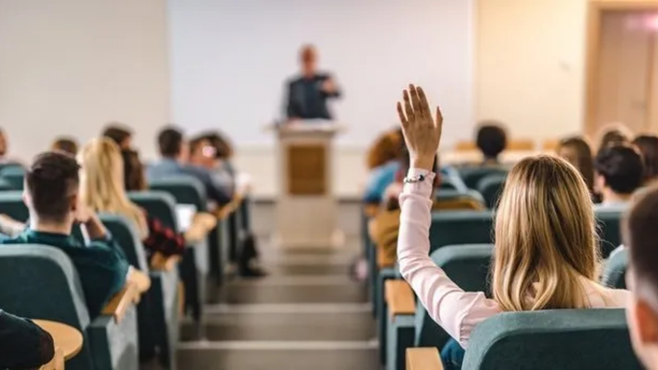 Üniversite kayıtlarında son gün alarmı! Yüz yüze işlemler bugün sona eriyor