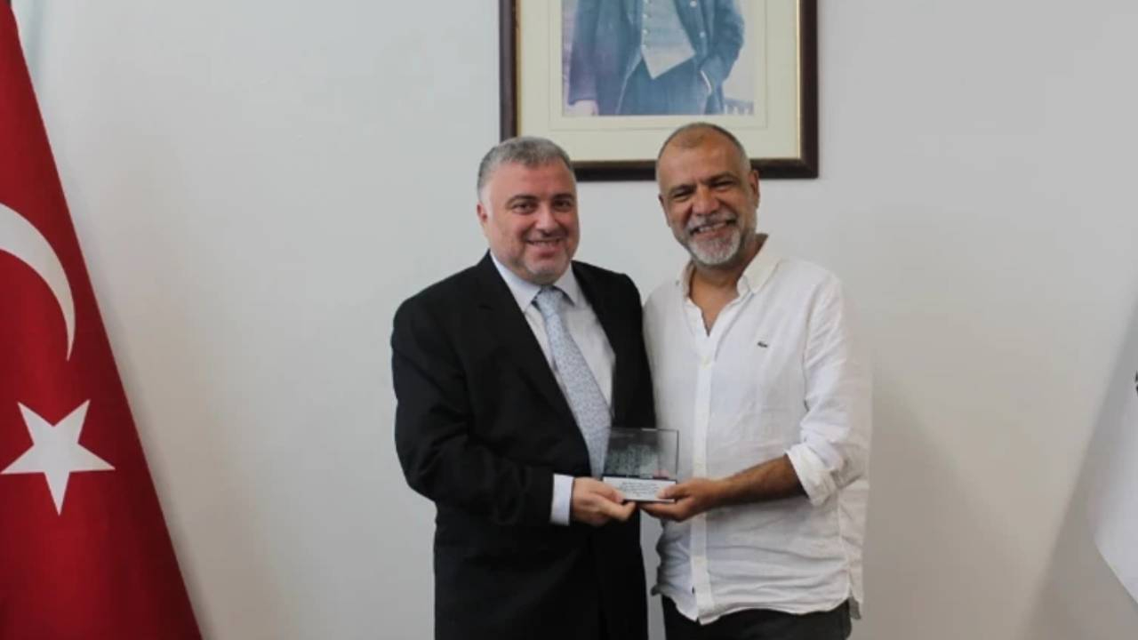 Marmara Üniversitesi'nin yeni Rektörü Prof. Dr. Mehmet Emin Okur kimdir?