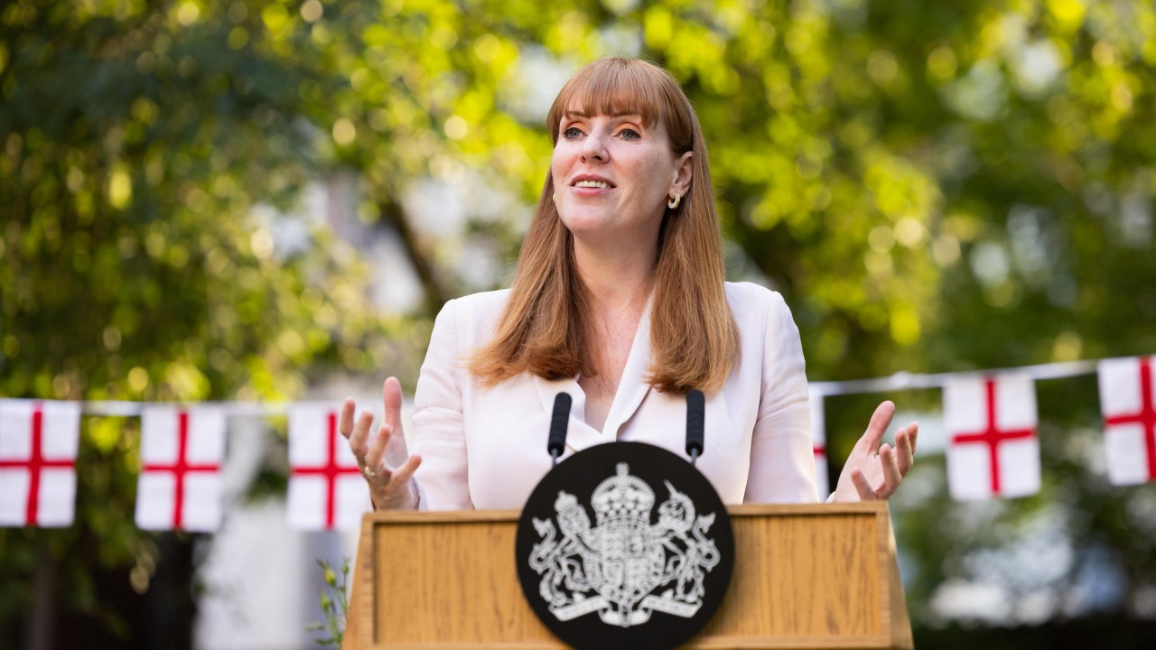 İngiltere'de siyasi kriz! Başbakan Yardımcısı Angela Rayner eksik vergi ödemesi nedeniyle istifa etti