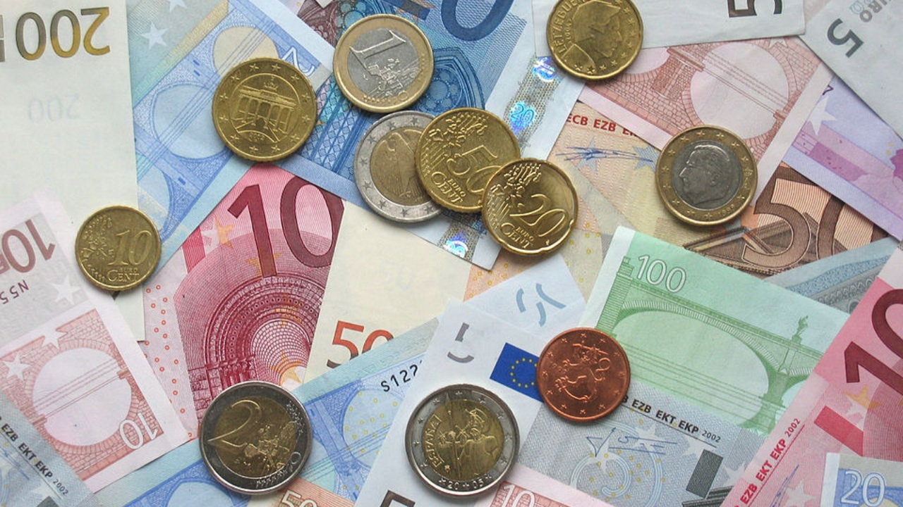 Euro Bölgesi'nde ekonomik büyüme yavaş ama istikrarlı! İkinci çeyrekte %0,1 artış kaydedildi