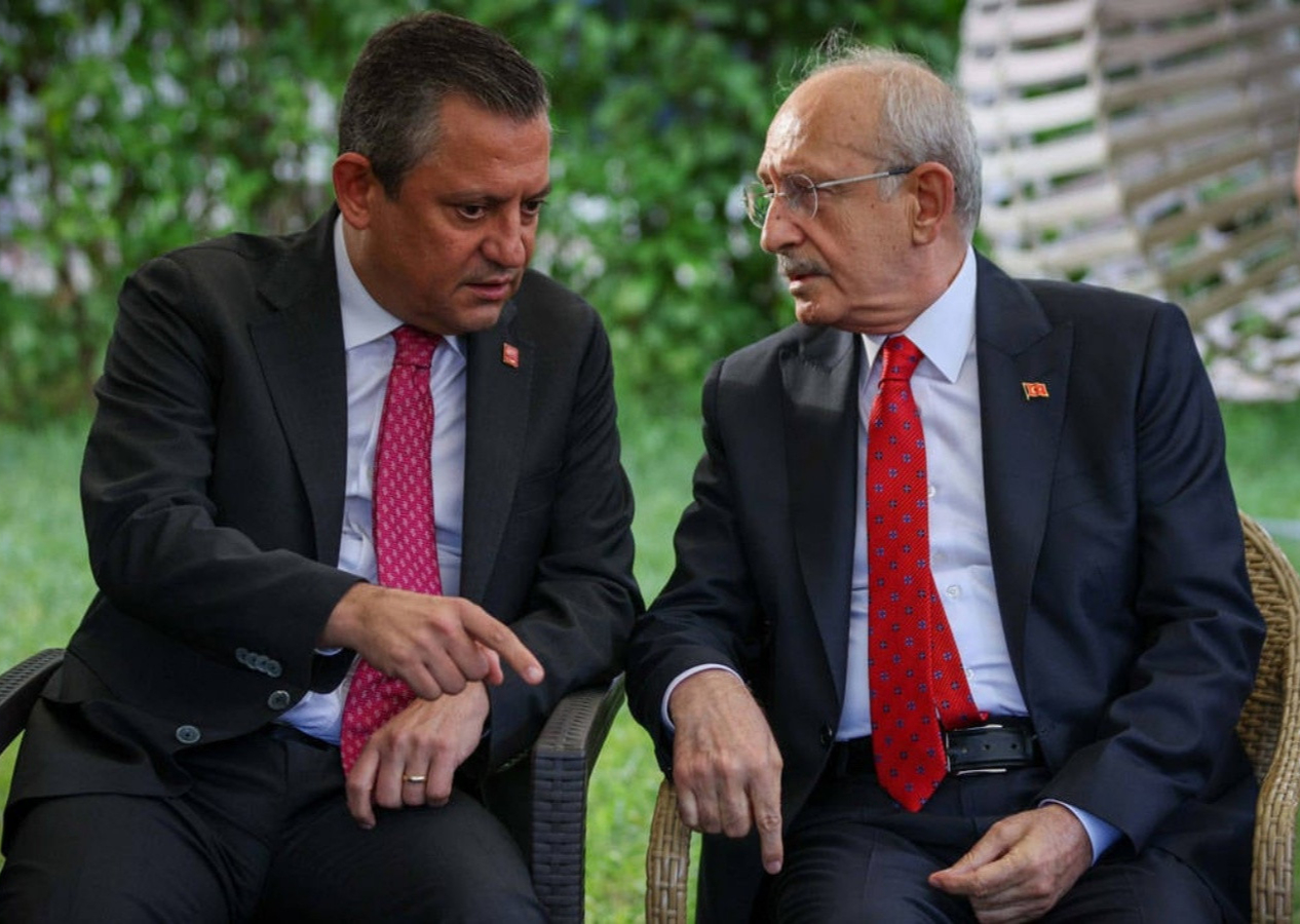 CHP’de kritik viraj: Özgür Özel'den kurultay öncesi Kılıçdaroğlu'na dikkat çeken telefon! "Aday olmak isteyen buyursun"
