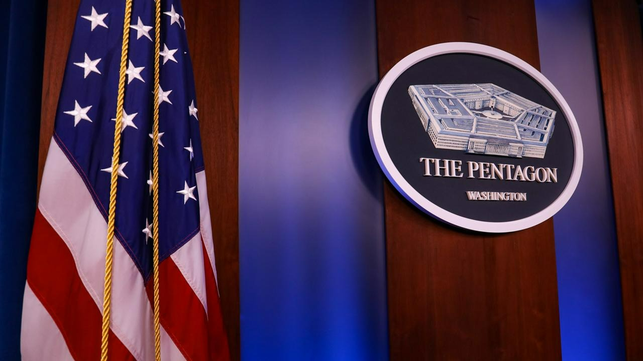 Pentagon'un adı değişiyor... Trump’ın kozmetik kararı milyarlarca dolara patlayacak!