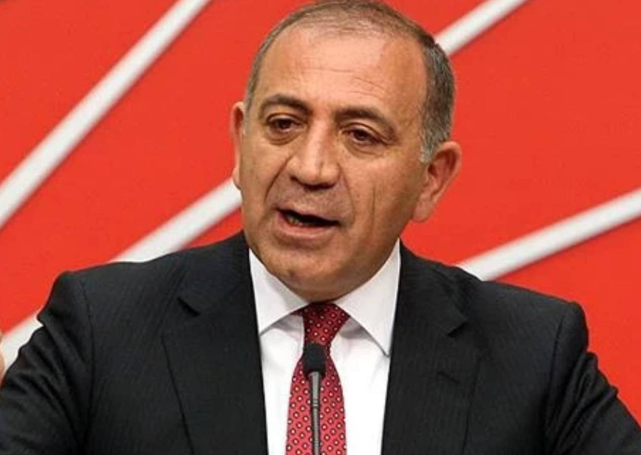 Kayyum heyeti göreve başladı! Tekin’den çarpıcı açıklama: “CHP baba evim"