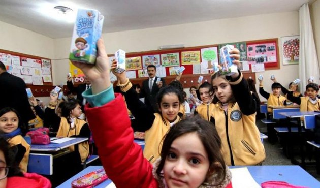 Milyonlarca öğrenciyi ilgilendiren ihale! Belli oldu...
