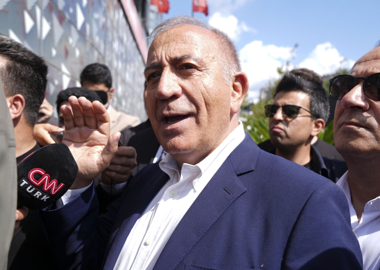 Gürsel Tekin: CHP'lilerin bonzai içtiğini zannettim