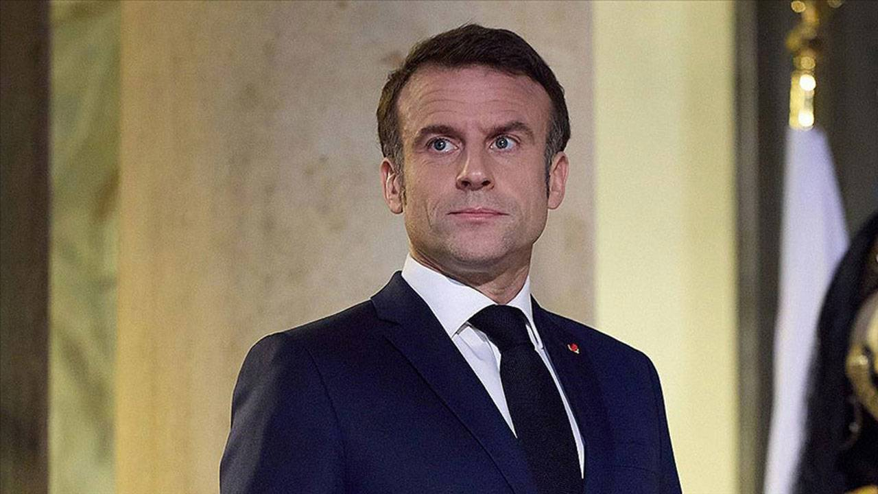 Macron köşeye sıkıştı: Yeni hükümet formülü aranıyor