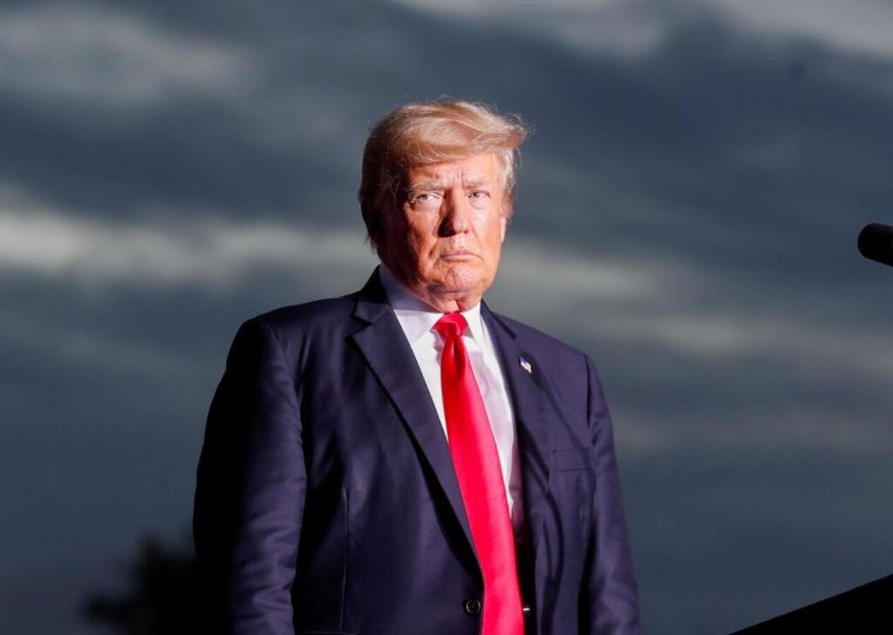 Donald Trump'tan tüm ülkelere tehdit: 'Sizi avlayıp ezeceğiz' diyerek duyurdu