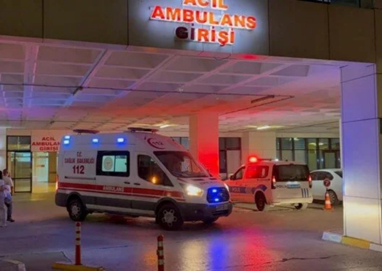 Edirne’de aile faciası: "Yemeklerinize siyanür attım” diyerek baltayla saldırdı! Baba, kızgın yağ döküp etkisiz hale getirdi...