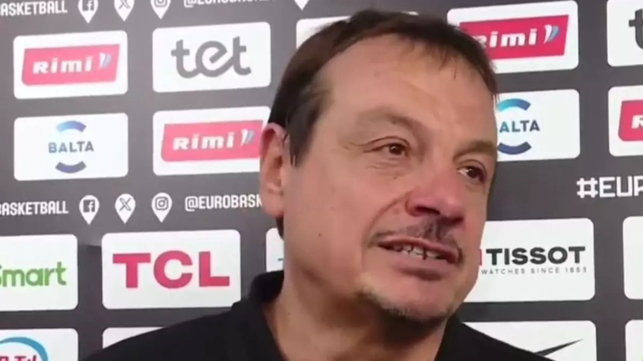 Ergin Ataman ağlamamak için zor tuttu kendini: Burada şampiyon olacağız inşallah!