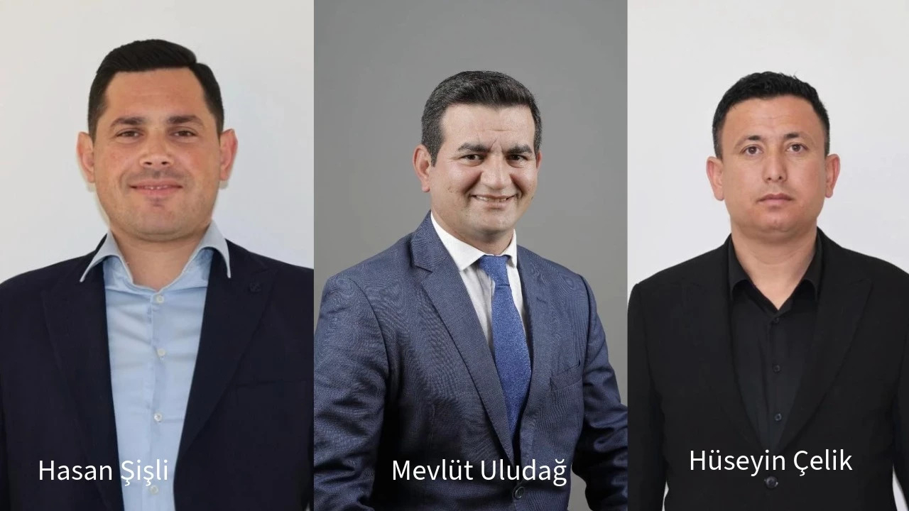 Antalya'da CHP'li Aksu Belediyesi'nde 3 başkan yardımcısı peş peşe istifa etti!