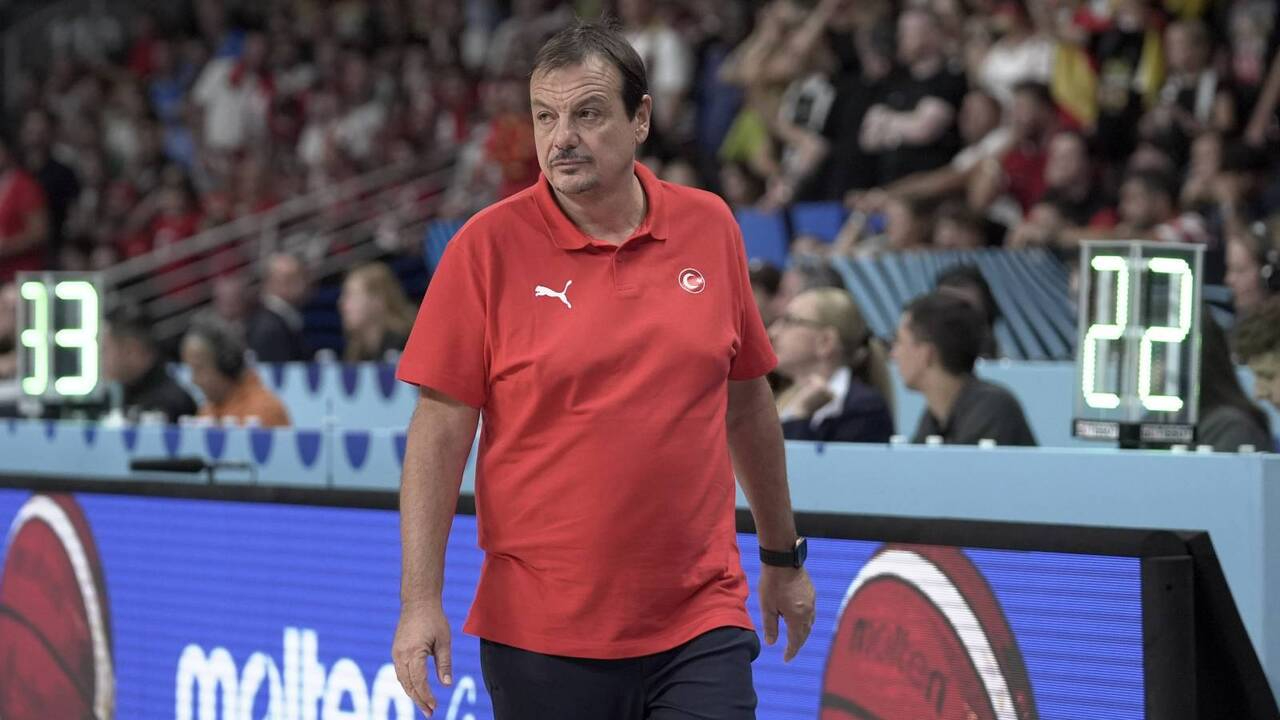Ergin Ataman'dan büyük başarı: Avrupa Şampiyonası'nın en iyisi o oldu!