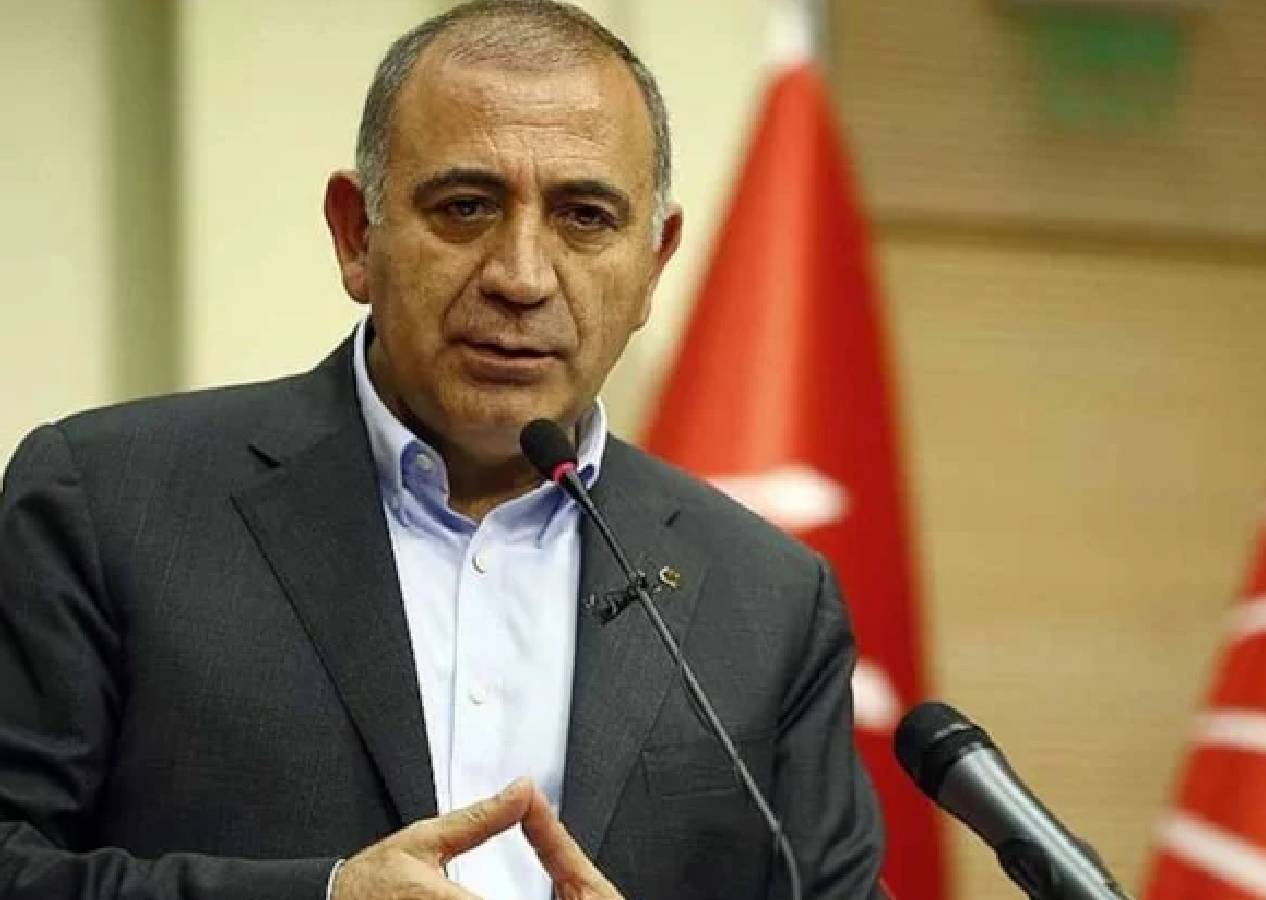 Gürsel Tekin'den sert sözler:  'Hakkımı hepsine haram ediyorum'