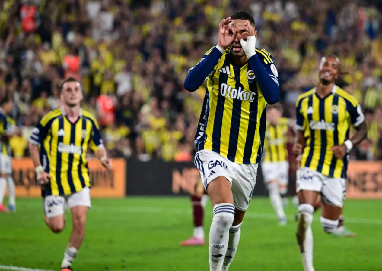 Fenerbahçe Trabzonspor'u yıktı, Domenico Tedesco galibiyetle başladı (Fenerbahçe 1 - 0 Trabzonspor | Maçın özeti)
