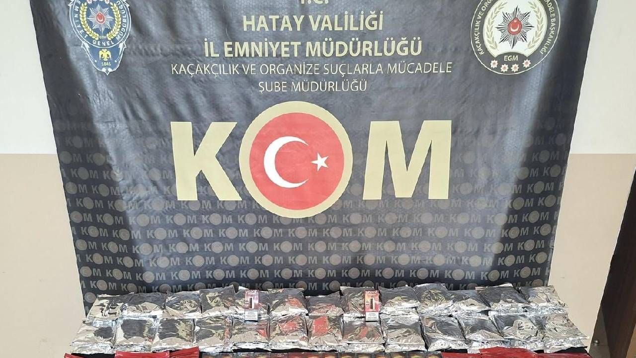 Hatay'da polis operasyonu: Kaçak nargile ve elektronik sigara yakalandı