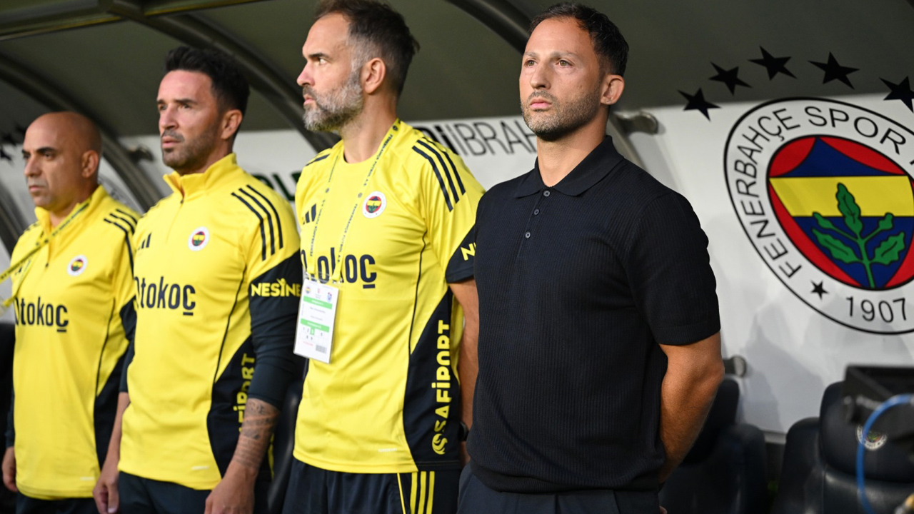 Domenico Tedesco takımın performansından memnun kalmadı