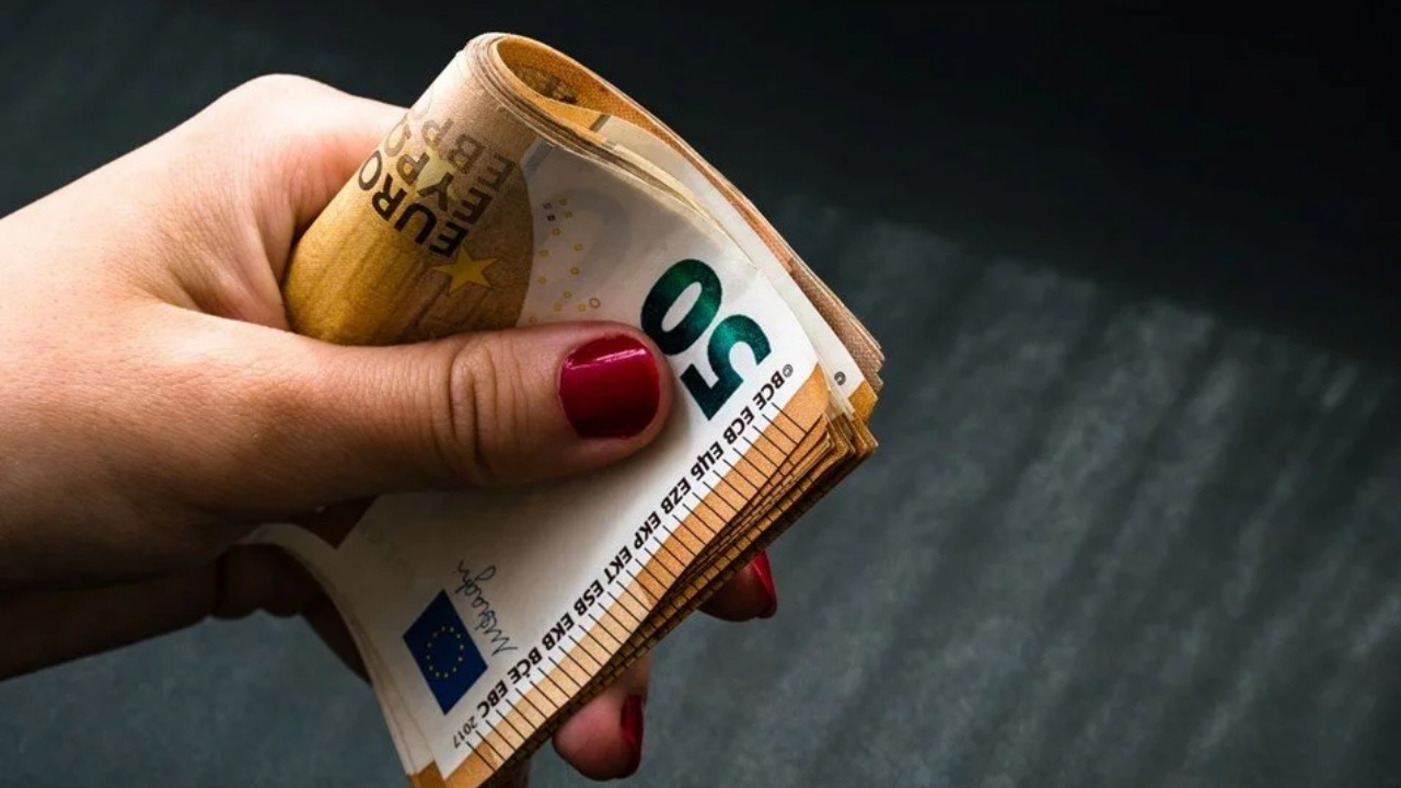 Euro Bölgesi'nde enflasyon ağustosta %2 seviyesine ulaştı