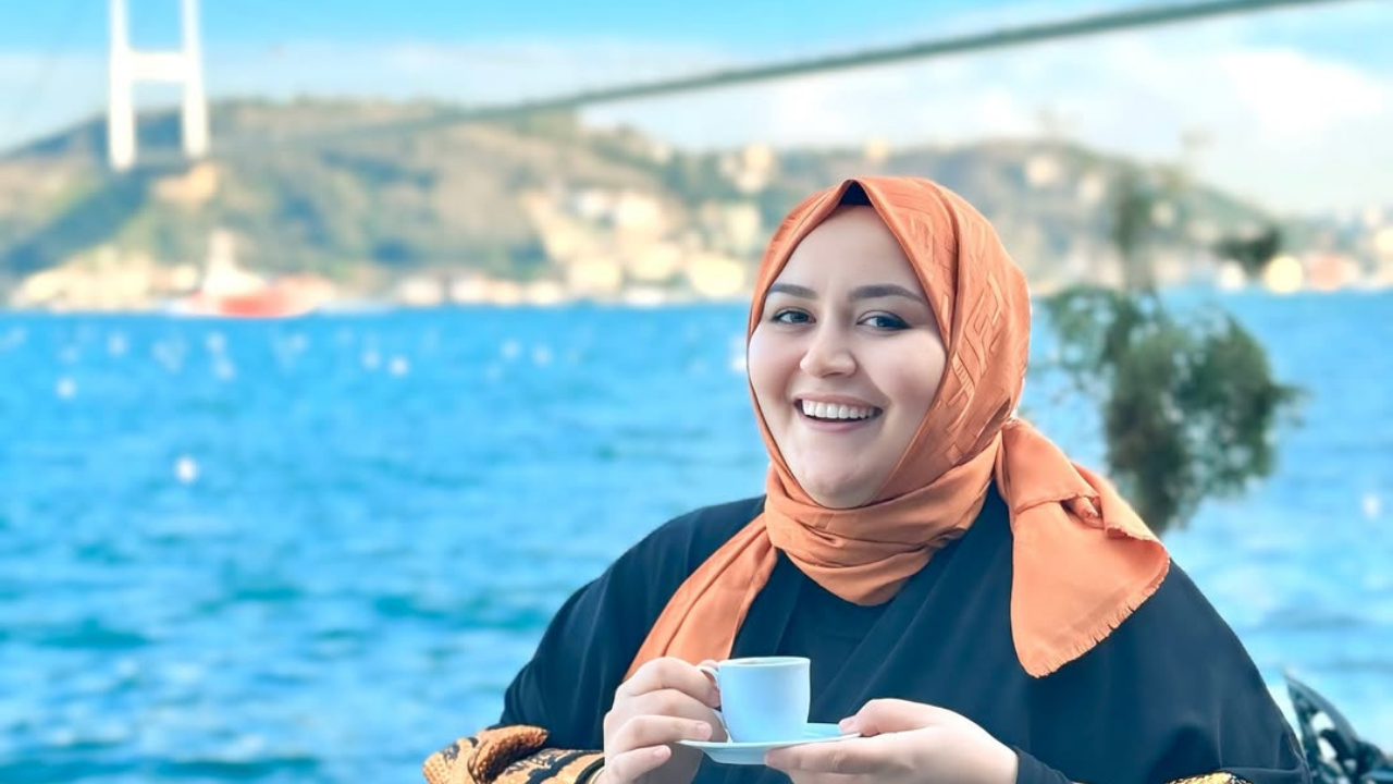 Sosyal medya fenomeni Buket Yıldırım’ın giyilmiş mayolarını hediye etme kararı tepki çekti! ''Midem bulandı''