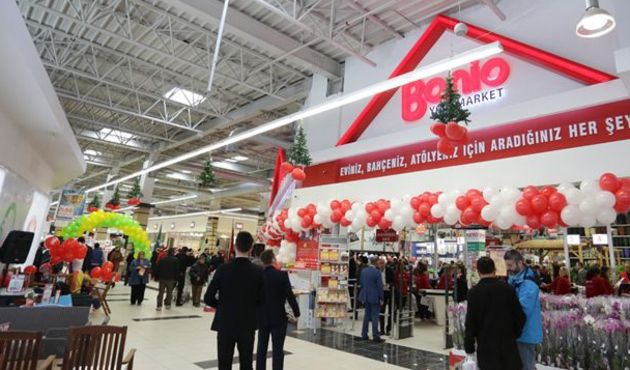 Ünlü yapı markete kayyum atandı!