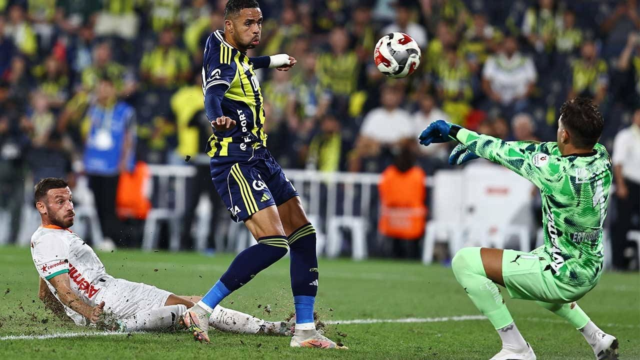 Kadıköy’de son dakika şoku! Fenerbahçe 3 puandan oldu