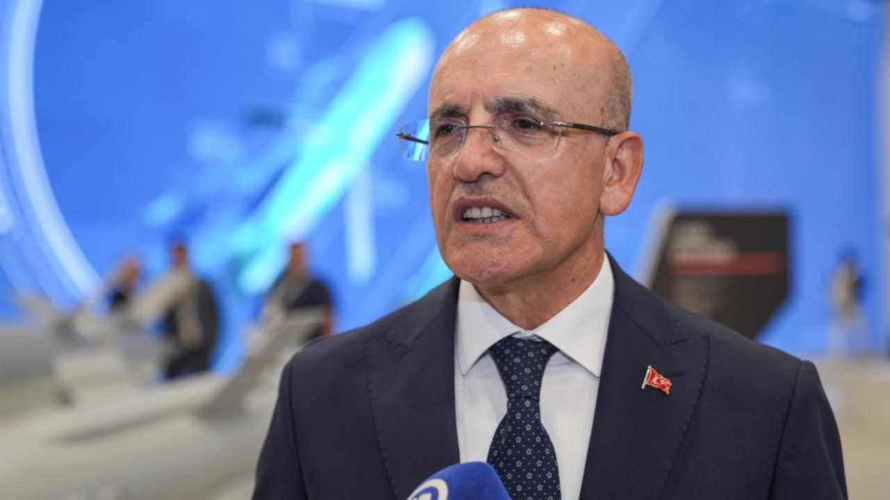 Bakan Şimşek’ten 6 trilyon dolarlık fırsat müjdesi! Türkiye savunma sanayinde payını alacak!