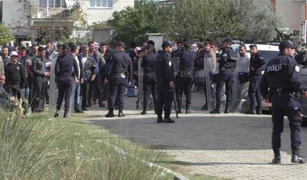 Sokak ortasında kalaşnikoflu çatışma: 1 ölü, 6 yaralı!