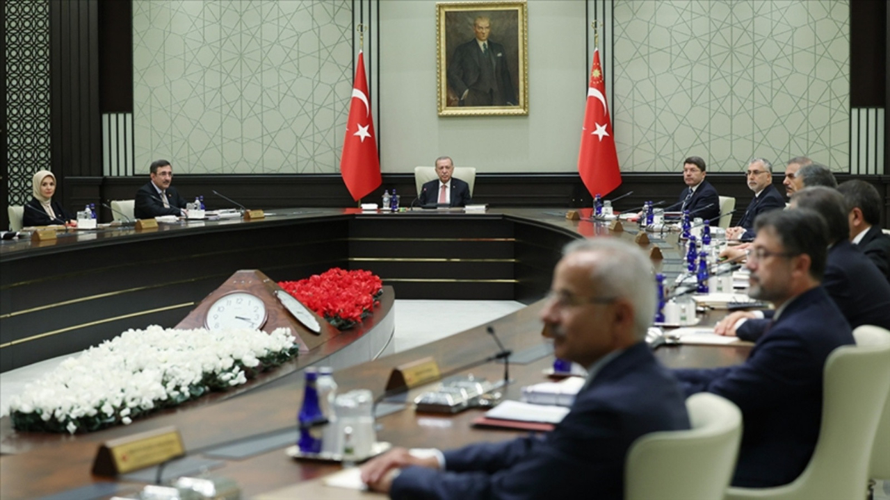 Türkiye’de yeni dönem! Kabine'ye yeni koltuk geliyor... Afetlere karşı Afet Bakanlığı kuruluyor!