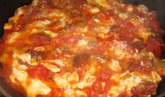 Almanya'dan Türk komedyenin "Menemen tarifi"ne PKK yasağı!