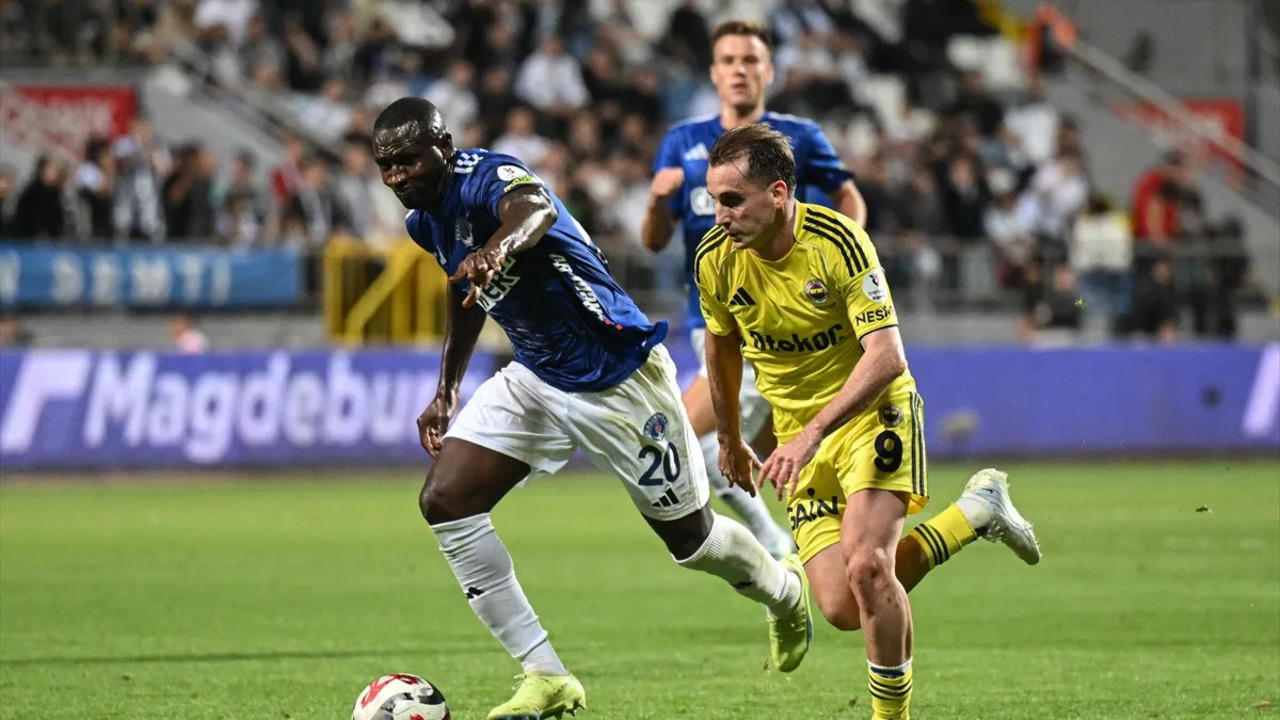 Fenerbahçe 10 kişilik rakibini yıkamadı, 2 puanı deplasmanda bıraktı (Kasımpaşa 1 - 1 Fenerbahçe | Maçın özeti)