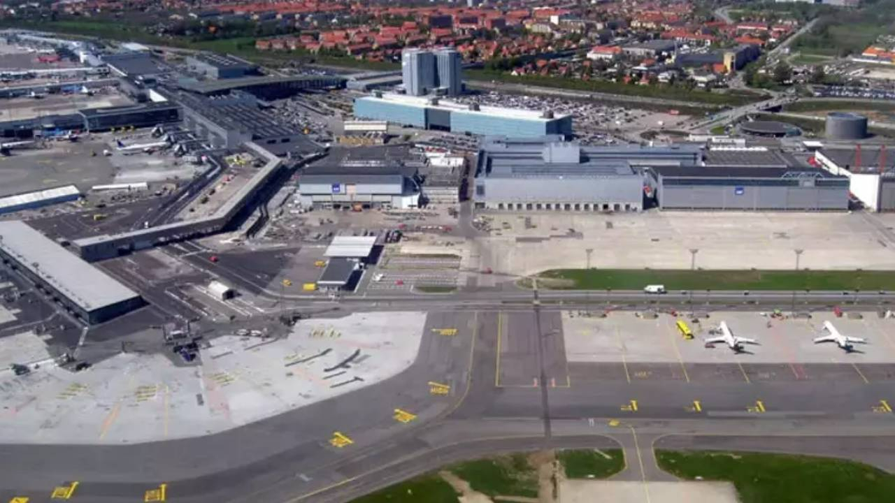Kopenhag'da alarm! Dev dronlar uçuyor! 35’ten fazla uçuş iptal edildi