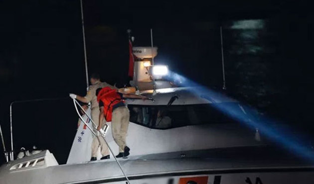 Ege Denizi'nde FETÖ'cü avı! Yunanistan'a kaçarken yakalandılar